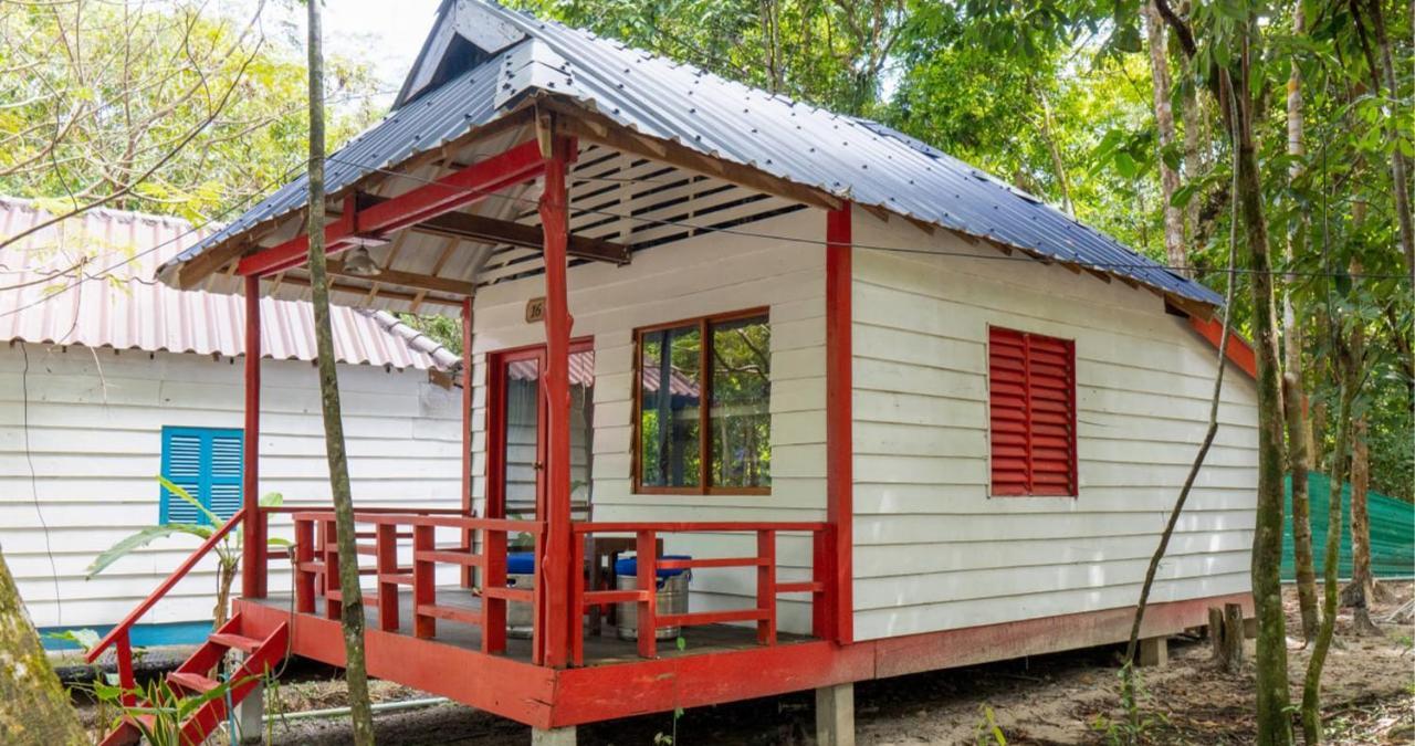 Hotel Sarasea Koh Rong Samloem Koh Rong Sanloem Zewnętrze zdjęcie